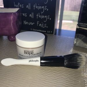 Philosophy Renewed Hope in a Jar Skin Tint/Brush
